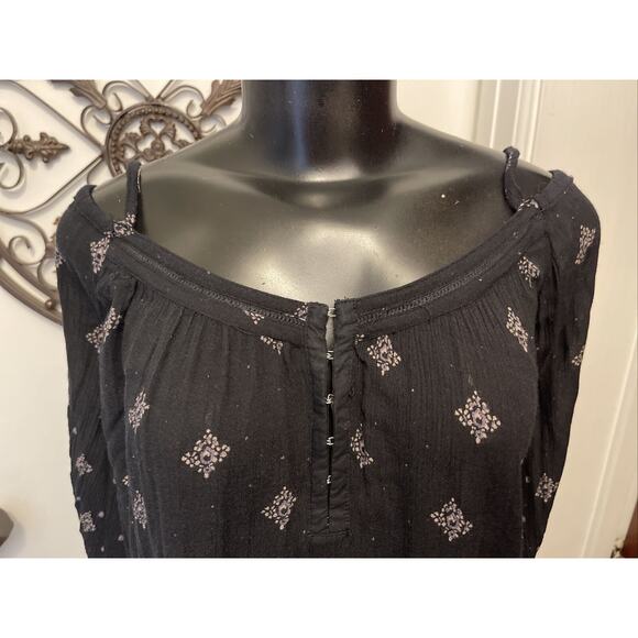 Medium Ecote Spaghetti Strap Off Shoulder Geometric Pattern Womens Top Black - Picture 4 of 10